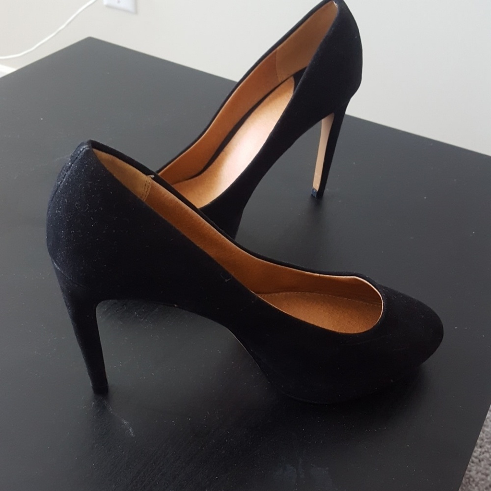 Black heels